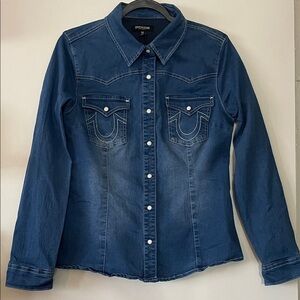 True Religion| Blue Western Denim pearl button Women’s Shirt| Medium| EUC